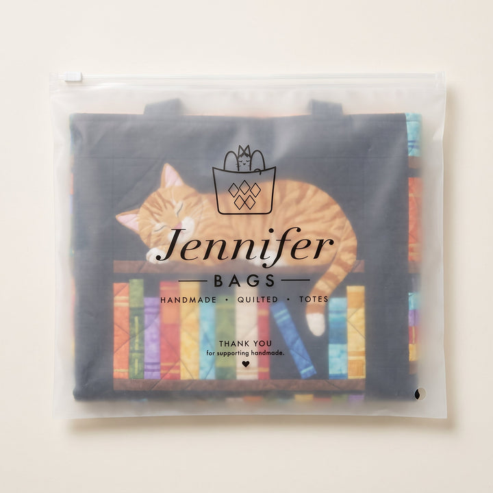 Cat Loves Books Quilted Tote Bag 8